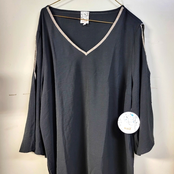 NAIF Tops - Beautiful Elegant Blouse